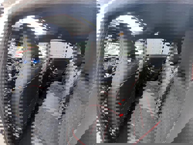 Image Mercedes-Benz CLASSE A A 200 Compacte AMG Line 